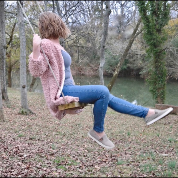 Brandy Melville Pink Fuzzy Fur Coat - Picture 4 of 6